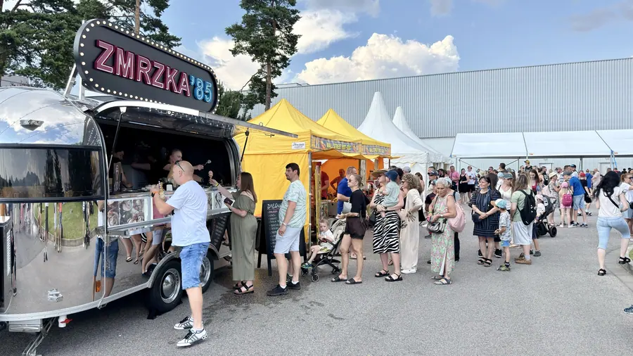 Večerný foodtruck ZMRZKA '85 na KIA days 2026